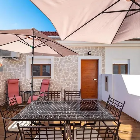 Apartment Luci - 40 M From Sea *